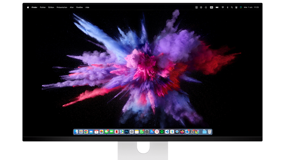 Kuycon Q32S monitor — lifestyle banner